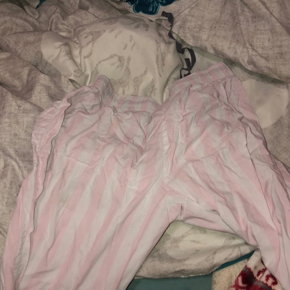 pajama pants - Picture 2 of 3